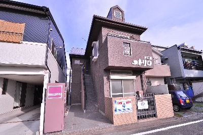 ユトリロ末広通